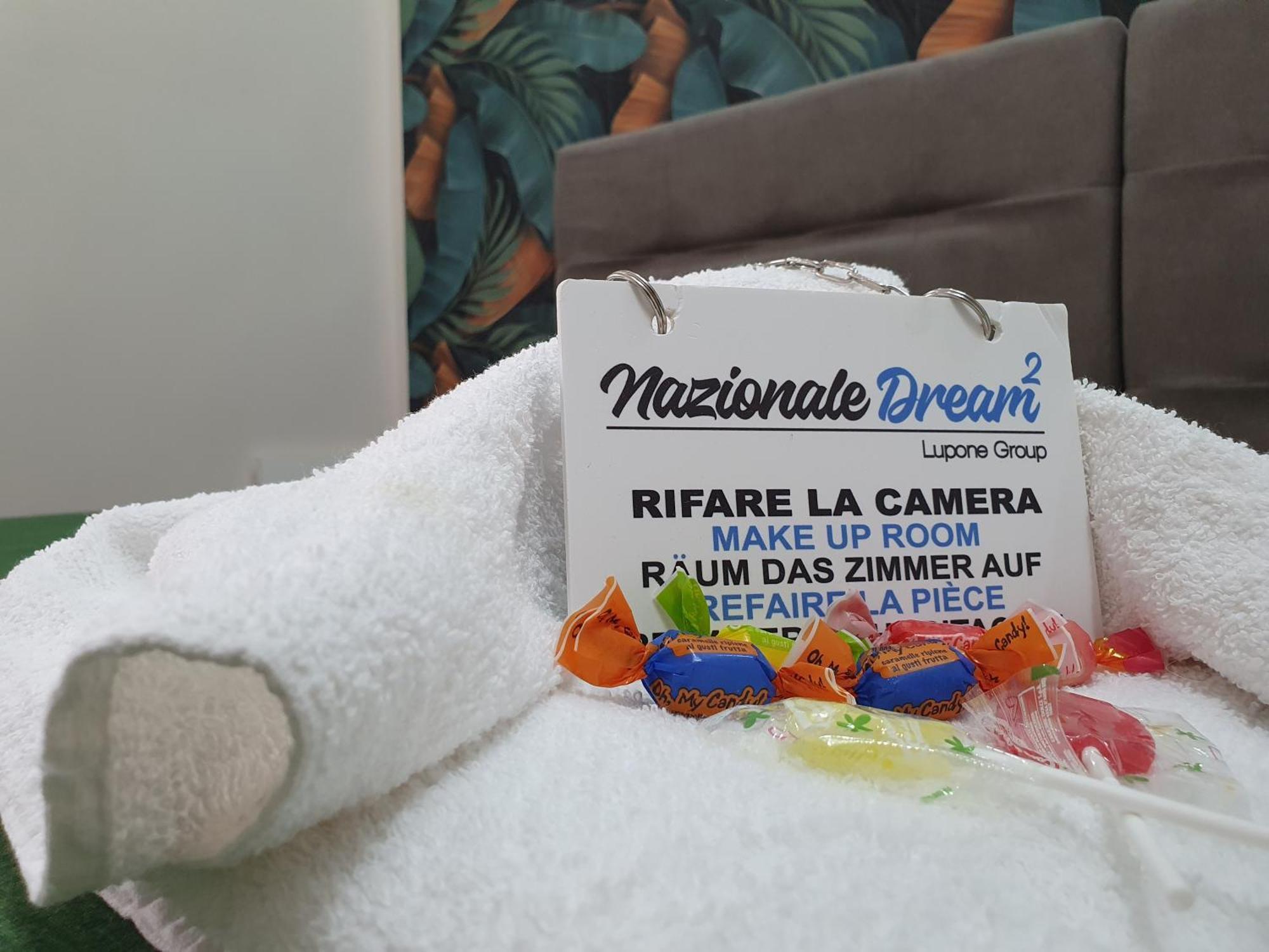ホテル Nazionale Dream 2 ナポリ エクステリア 写真